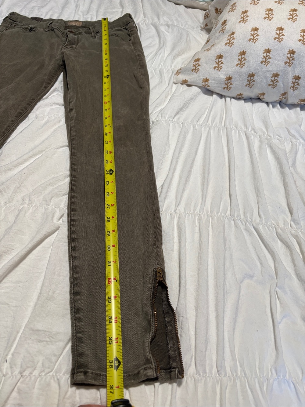 Mother Women Green Zip-Hem Jeans - Picture 12 of 12